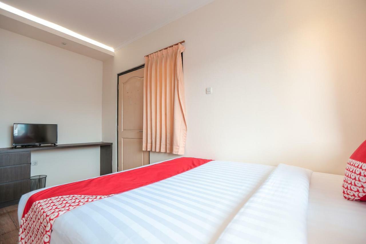 Super Oyo Capital O 141 Fatmawati Cozy Residence Джакарта Экстерьер фото